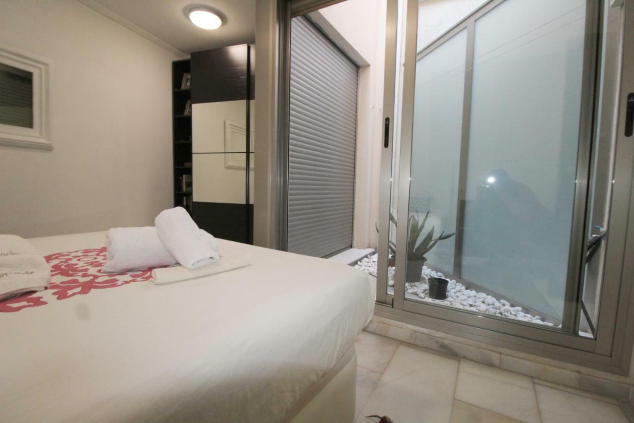 Precioso Apartamento Al Lado De Las Torres De Serrano Valencia Eksteriør bilde